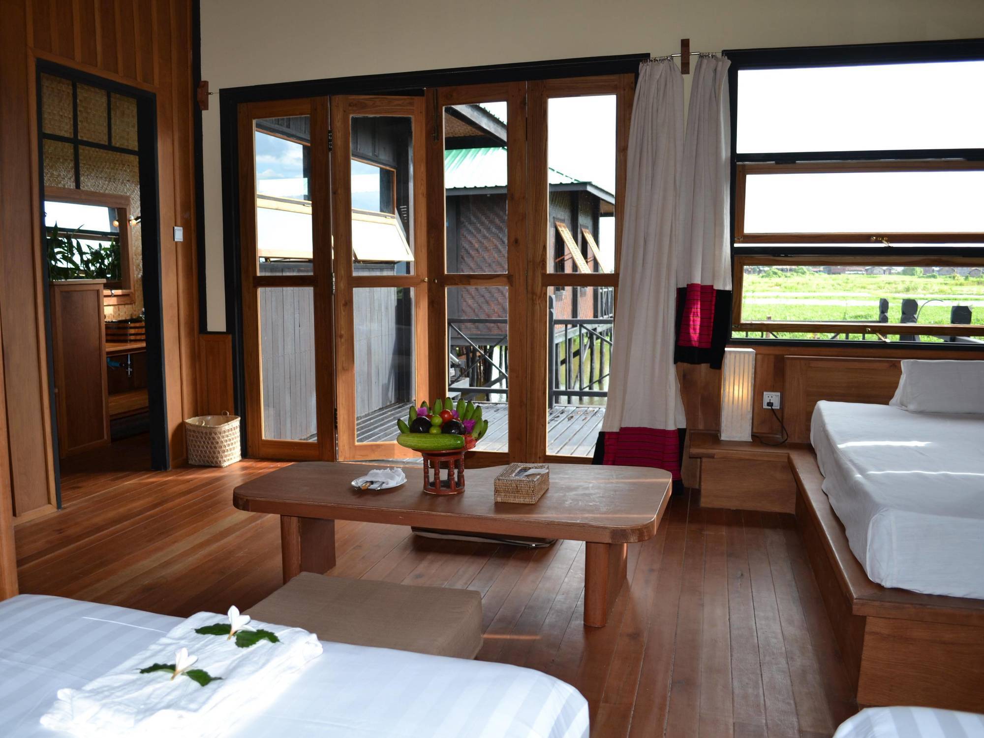 Inle Heritage Stilt Houses Ywama Exterior foto